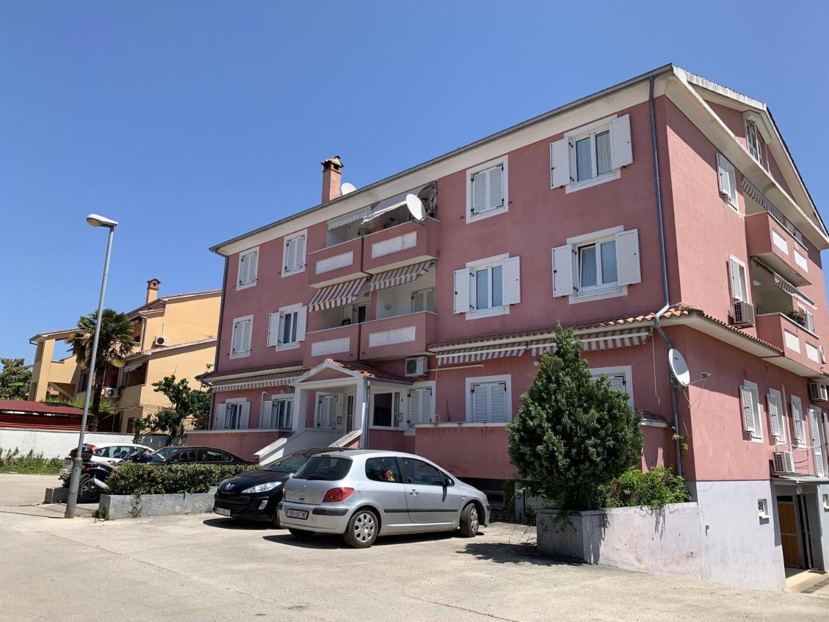 Lucija 2 Apartma *